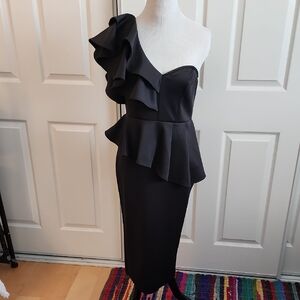 Elegant Black One-Shoulder Dress
